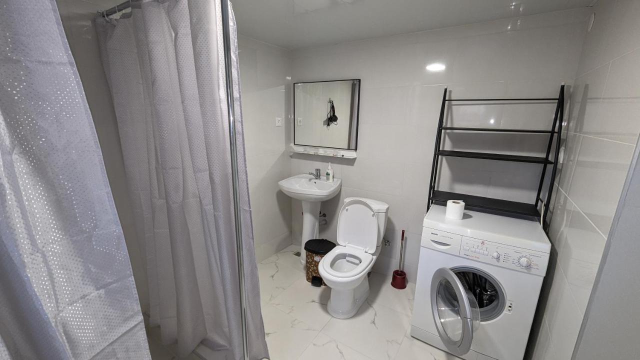 Отель White Orchid Мцхета Экстерьер фото